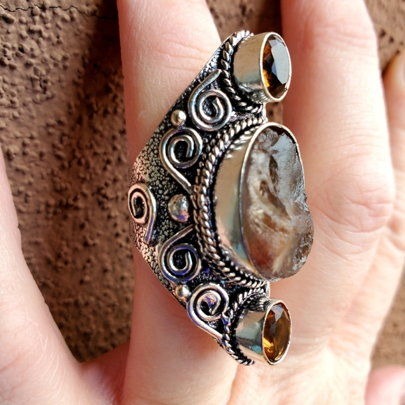 New Rough Golden Rutile and Citrine 925 Silver Statement Ring. - Picture 7 of 14